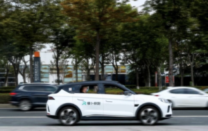 Read more about the article Baidu looks to take Apollo Go robotaxis global