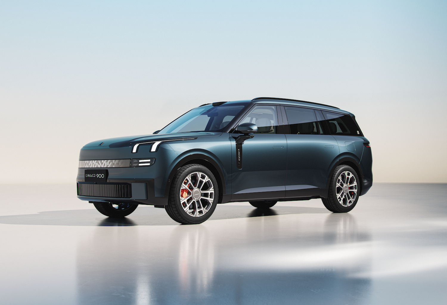 Updated: Lynk & Co 900 Revealed As Six-Seater, Supersized Hybrid SUV